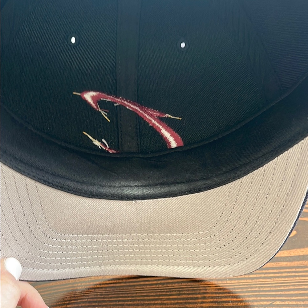 Cleveland Cavaliers Hat - Picture 6 of 8